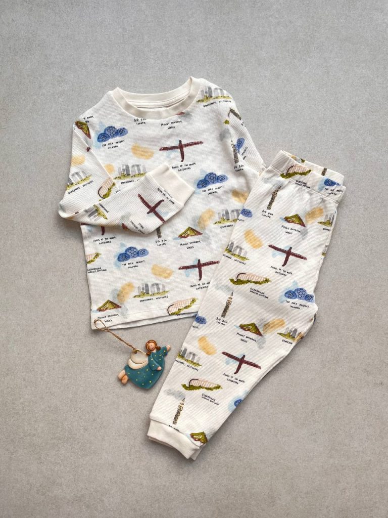 ست بلوز شلوار راحتی بیسکوییتی کد 101