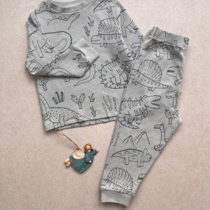 ست بلوز شلوار خانگی بیسکوییتی با طرح تمساح کد 102